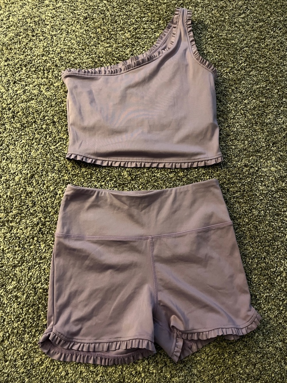 Purple ruffled short set One-Shoulder Ruffle sports bra with matching shorts M